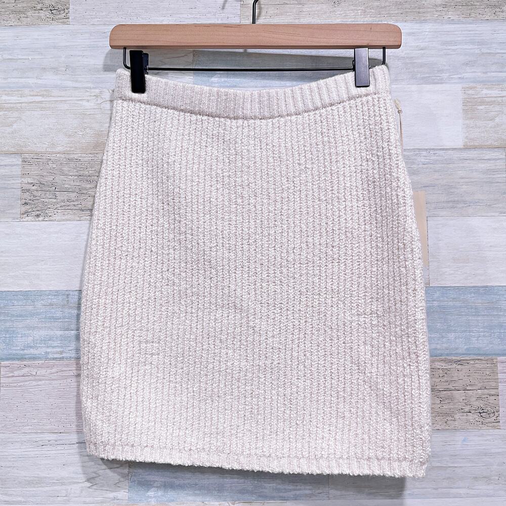 Universal Thread Mini Sweater Skirt Cream Pull On Cotton Blend Womens XS